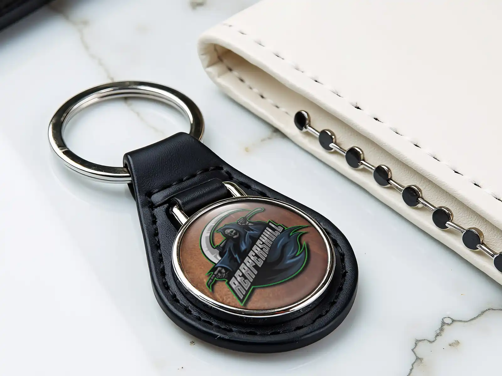 Keyring Leather Sturdy Feature Modern Design